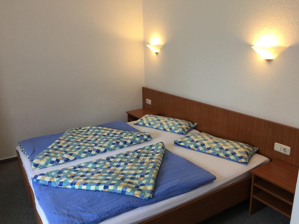 Hotel Schnarr Целле Экстерьер фото
